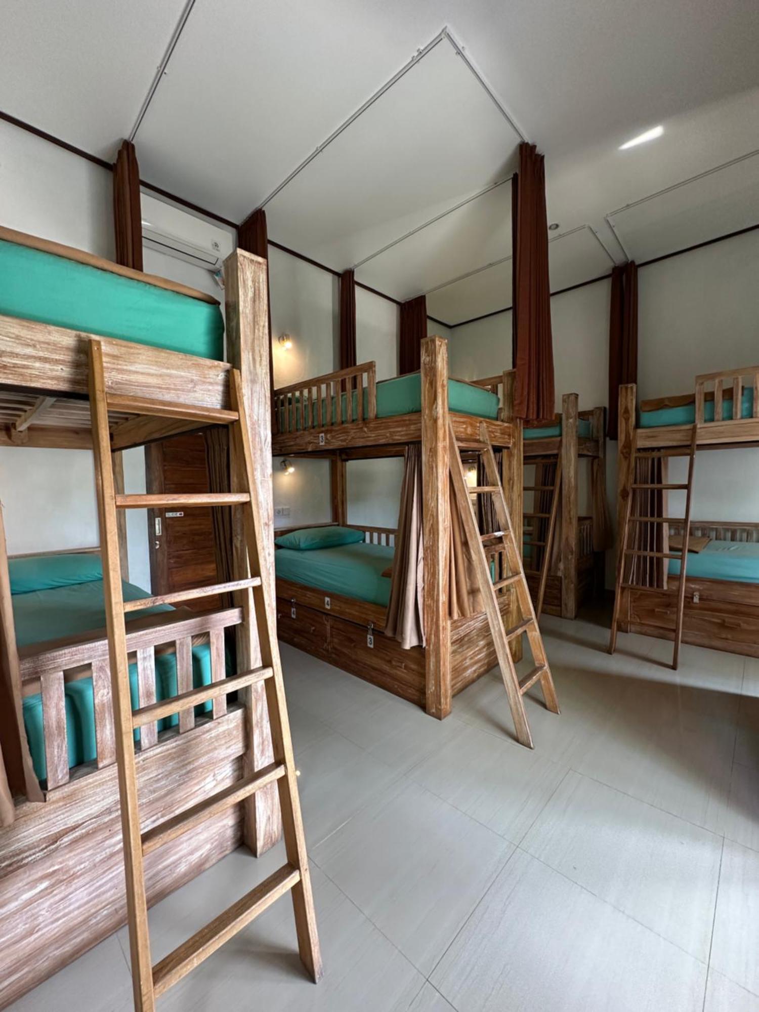 Lembongan Hostel מראה חיצוני תמונה